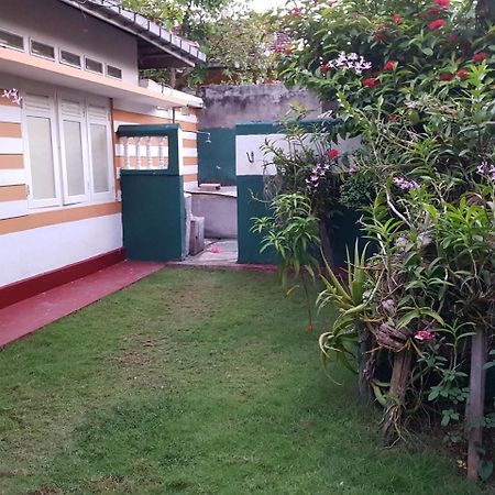 Lotus Villa Bentota Exterior photo