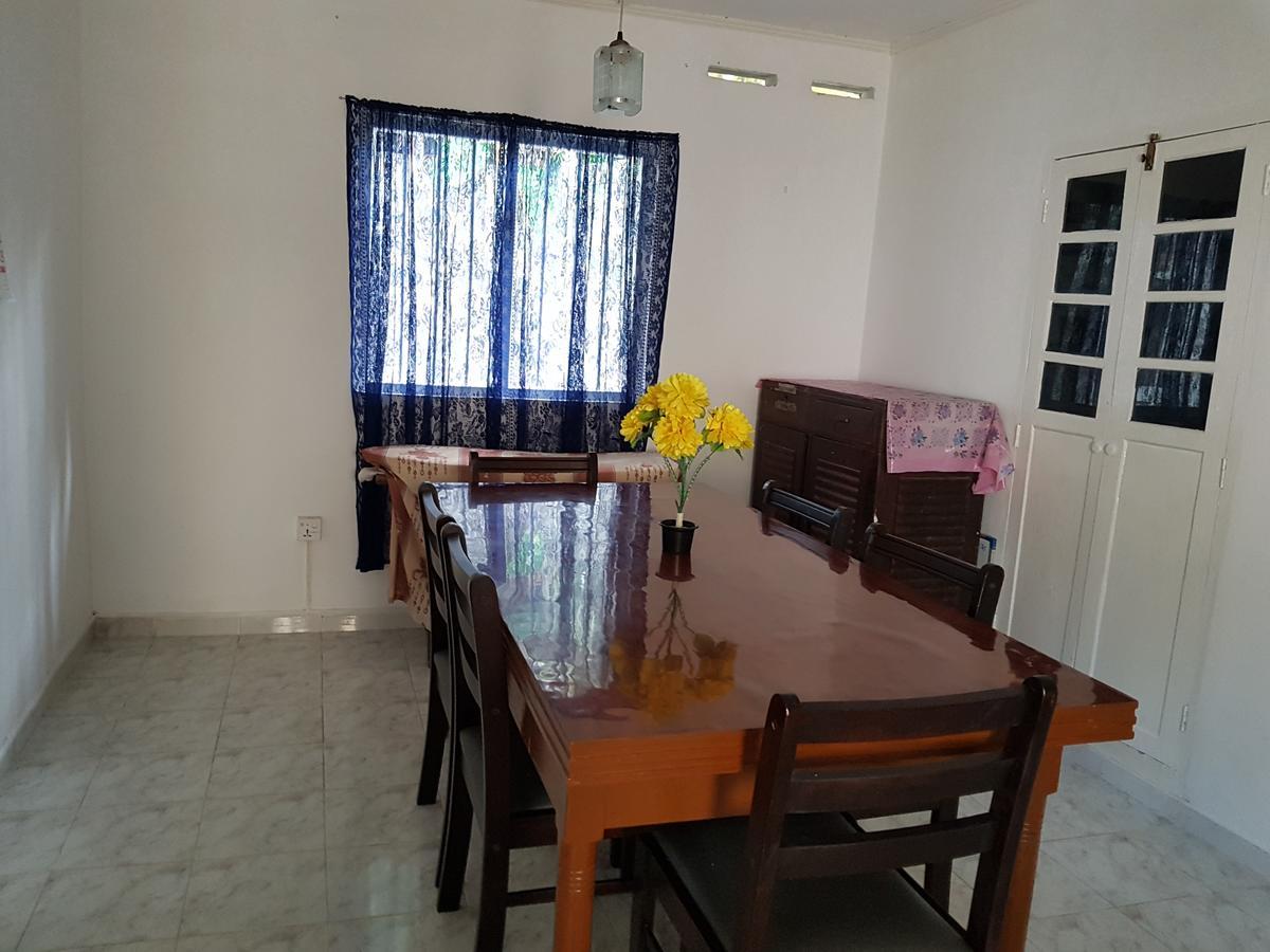 Lotus Villa Bentota Exterior photo